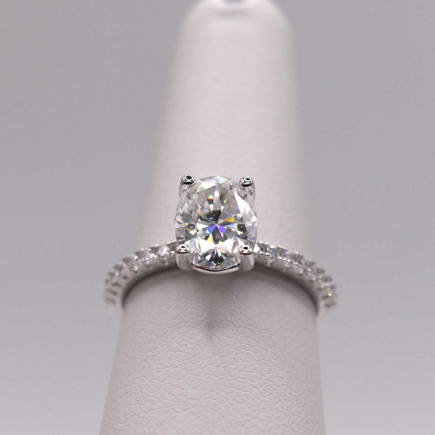2ct Oval-Cut Moissanite Engagement Ring with Pave Band