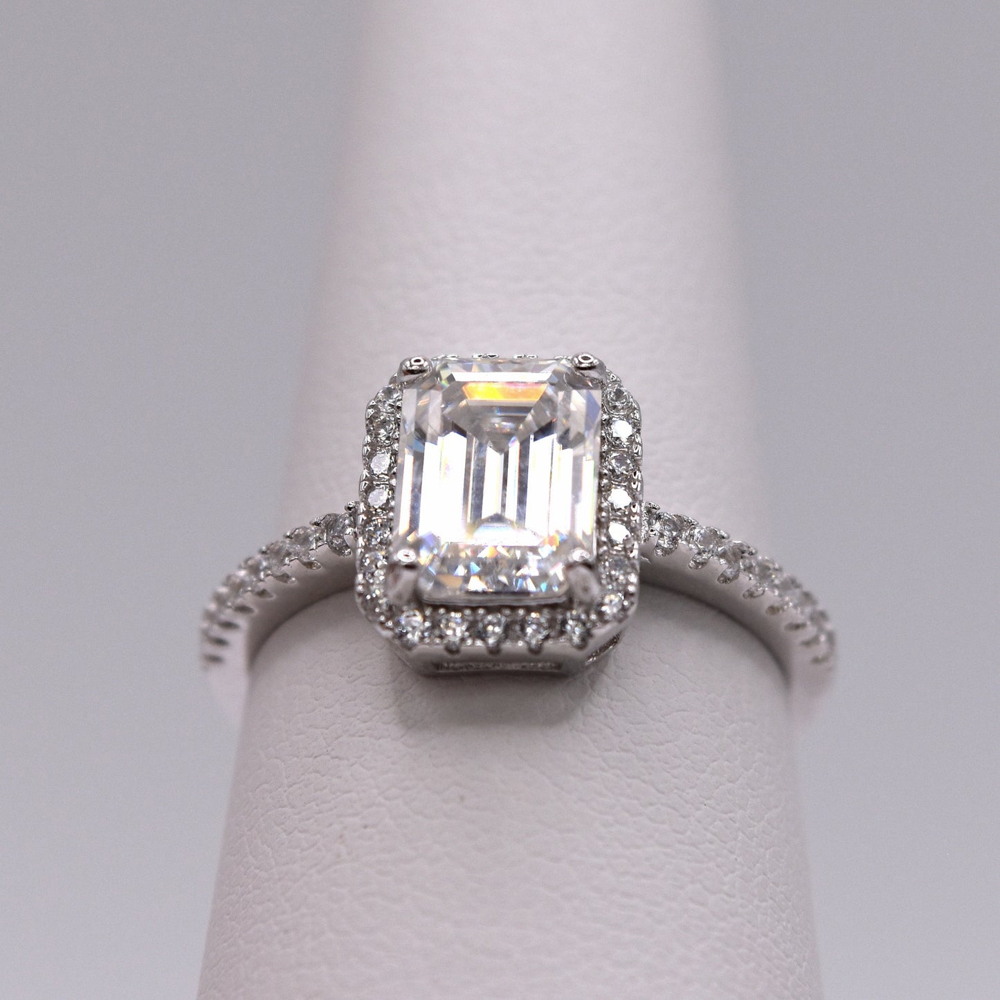 2ct Cushioned Emraled -Cut Moissanite Engagement Ring with Pave Band