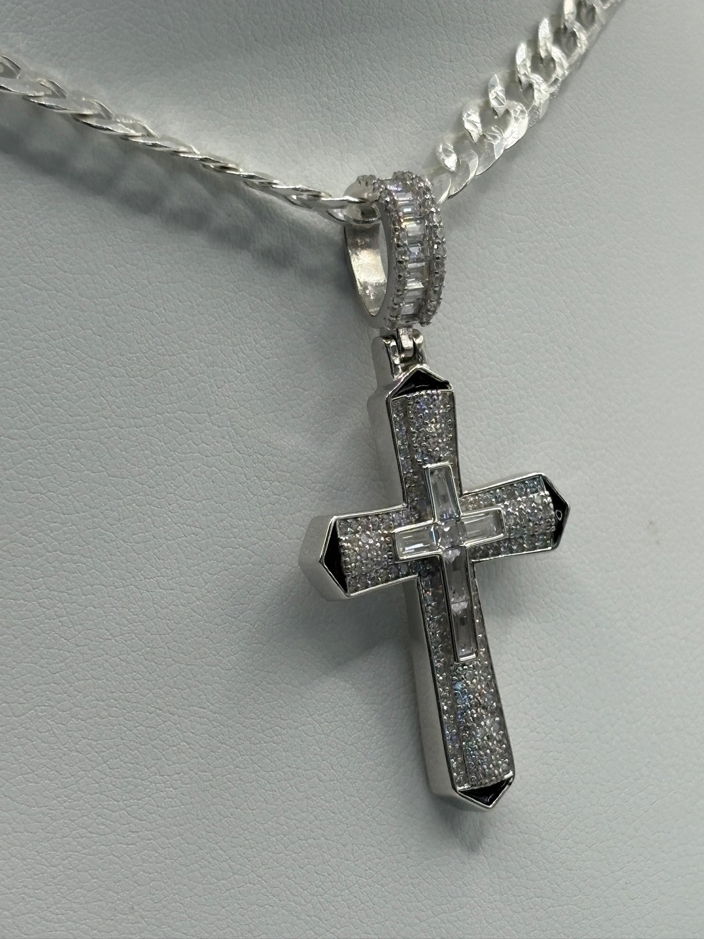 Men's Premium 925 Sterling Silver Diamond Cut Cuban Cross Necklace - 24" Chain with Dazzling CZ Pendant!