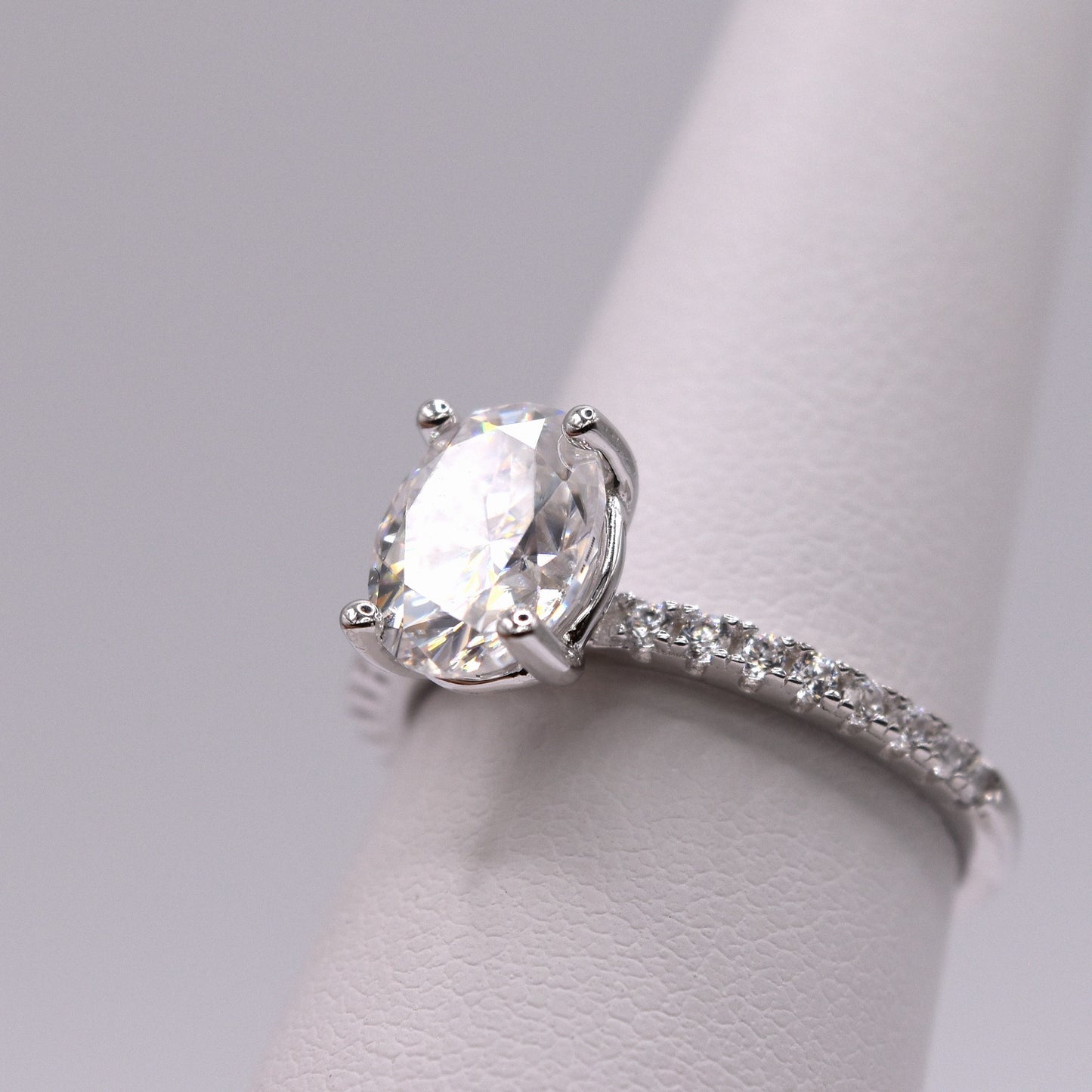 2ct Oval-Cut Moissanite Engagement Ring with Pave Band