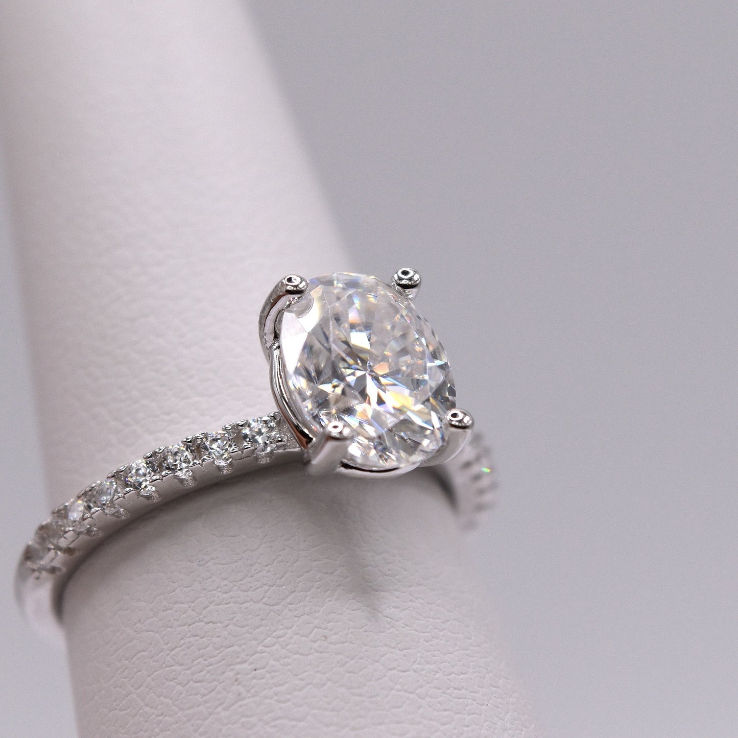 2ct Oval-Cut Moissanite Engagement Ring with Pave Band