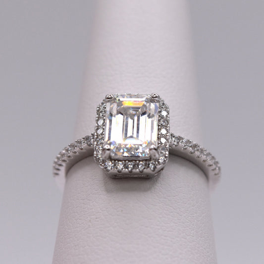 2ct Cushioned Emraled -Cut Moissanite Engagement Ring with Pave Band